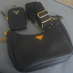 Prada Re-Edition 2005 leather bag